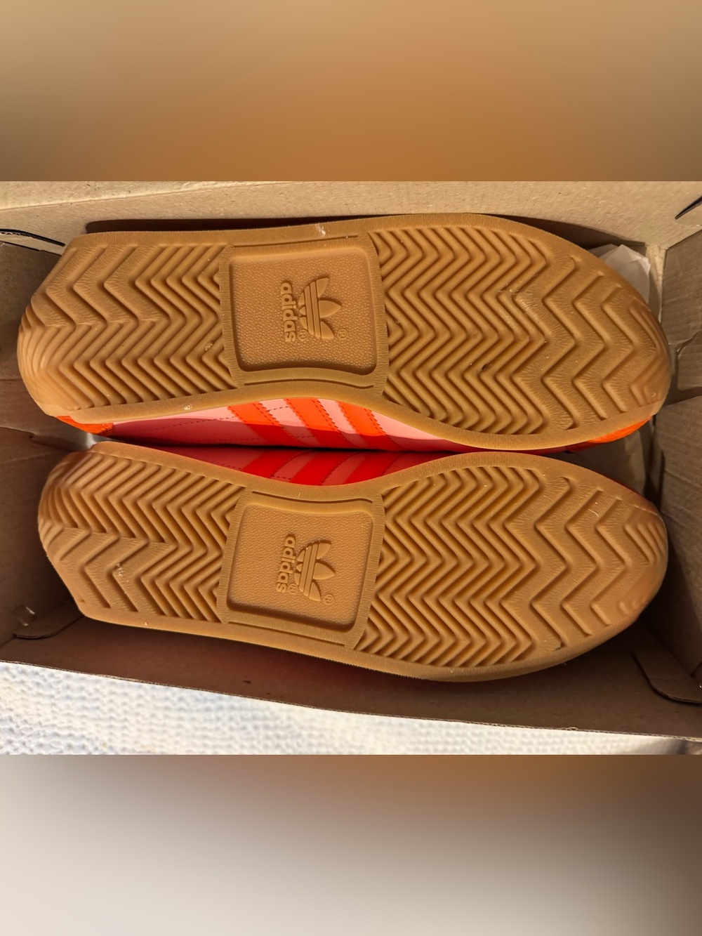 Adidas Women’s Country OG Sneakers - Valentines Lover 2025 - Picture 14 of 16